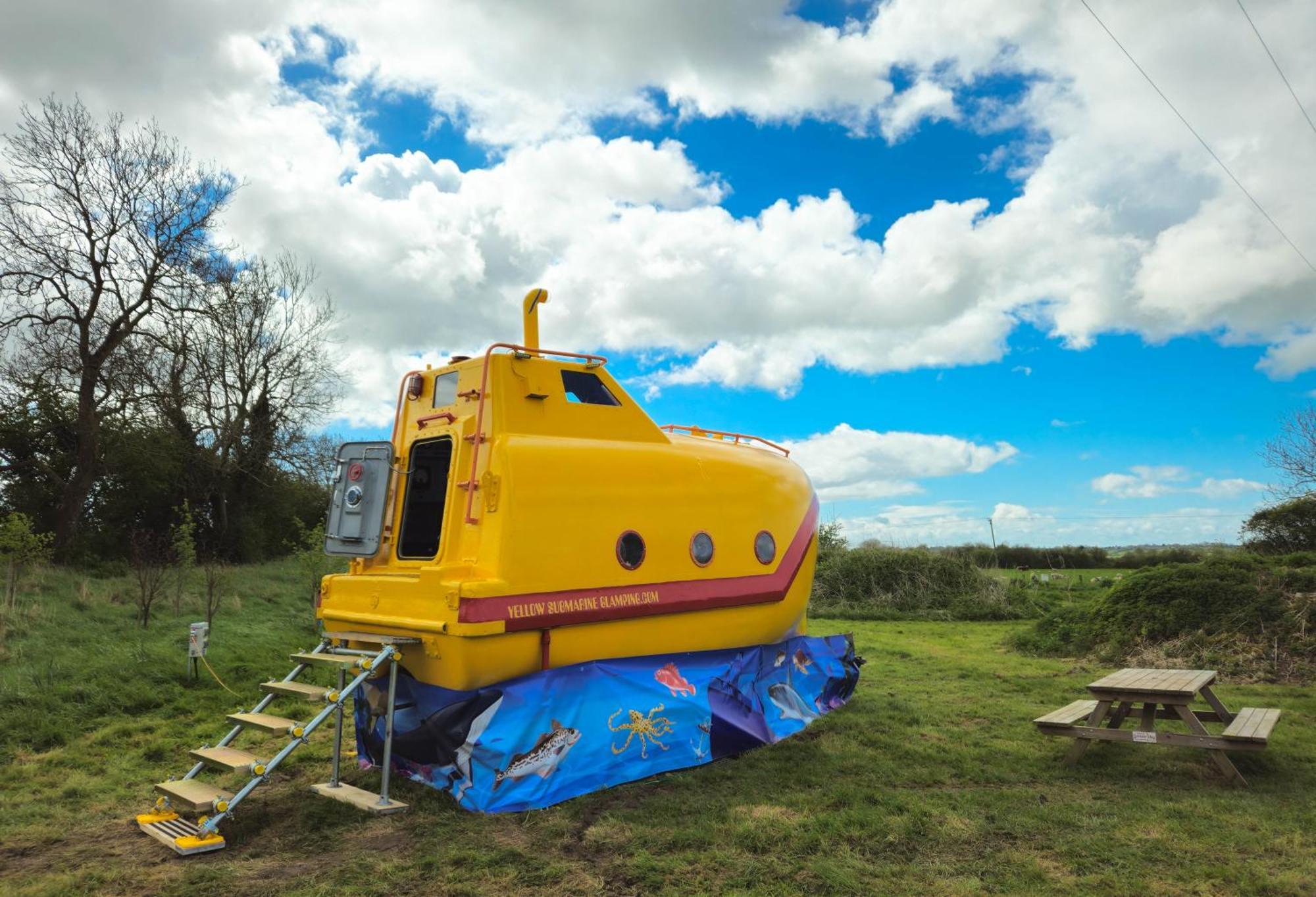 The Yellow Submarine Cheddar Esterno foto